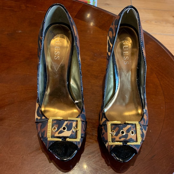 GUESS leopard print pumps sexy and elegant heels - Picture 8 of 12